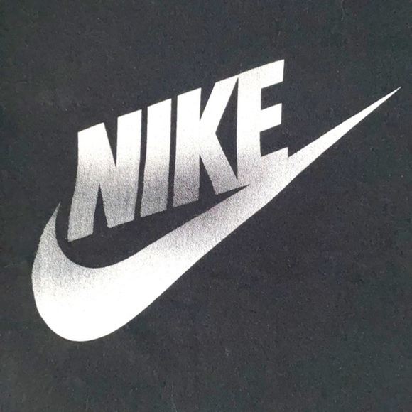 NIKE | Women’s Black & White NIKE SWOOSH Logo Athletic Cut Shirt Size Small - Picture 5 of 7